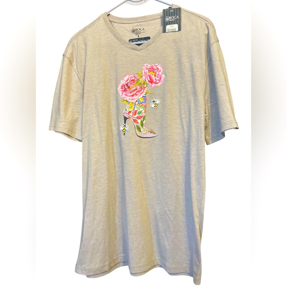 BOCA Classics Women’s Teeshirt Size Small Screen print with Bee Patches NWT